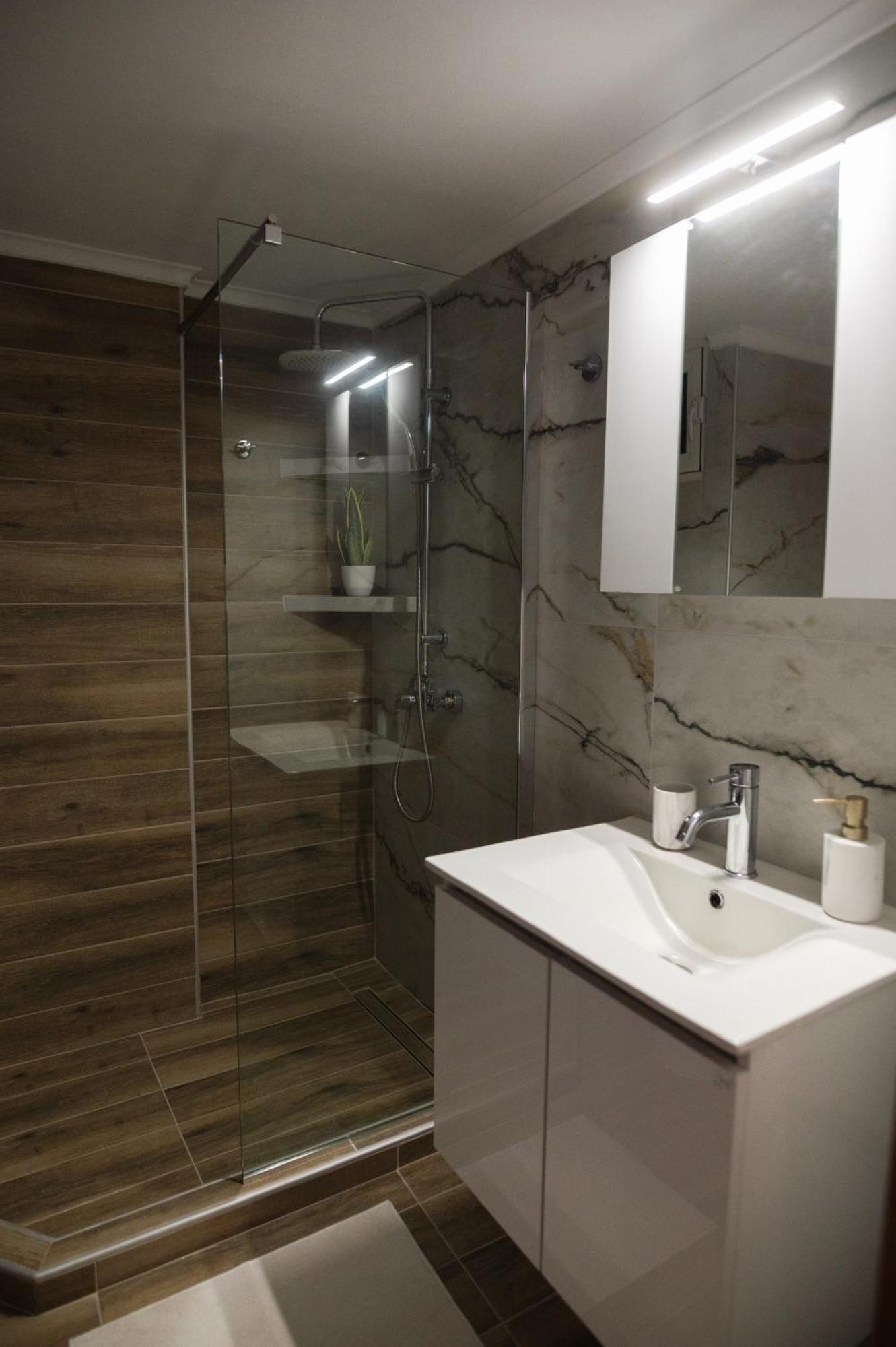 Sapphire Majesty Suite By Heaven'S Hall Luxury Suites Alexandroupoli Exterior photo